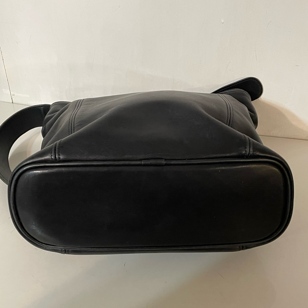 Vintage COACH Soho Erickson Bag - Picture 5 of 13